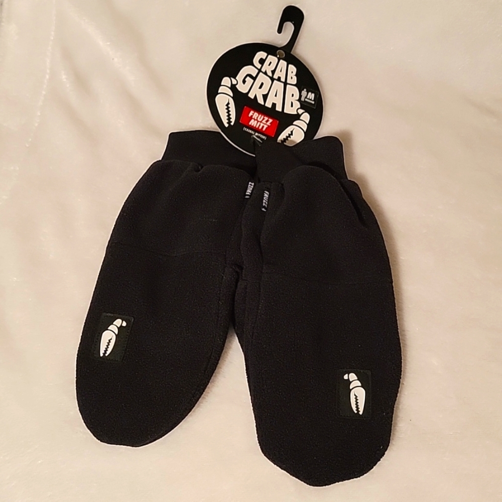 Men’s Black Fuzz Mitts